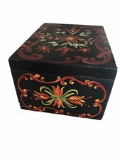 Holzkiste Schatzkiste